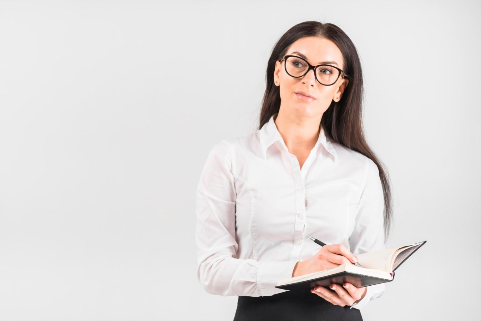 Formation analyse financière avec documents et calculatrice