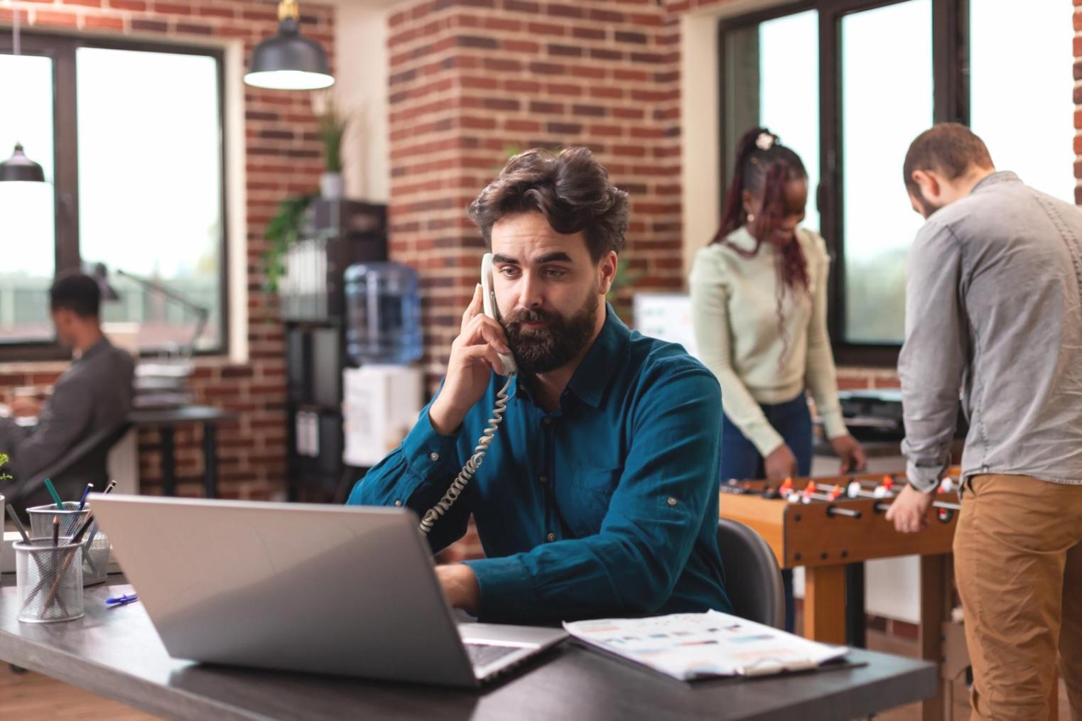 Analyse approfondie des données d'activité business